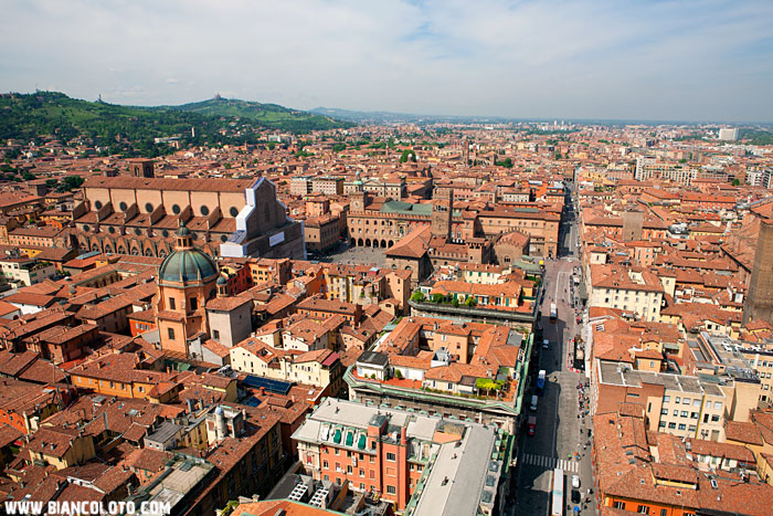 Город Болонья в Италии